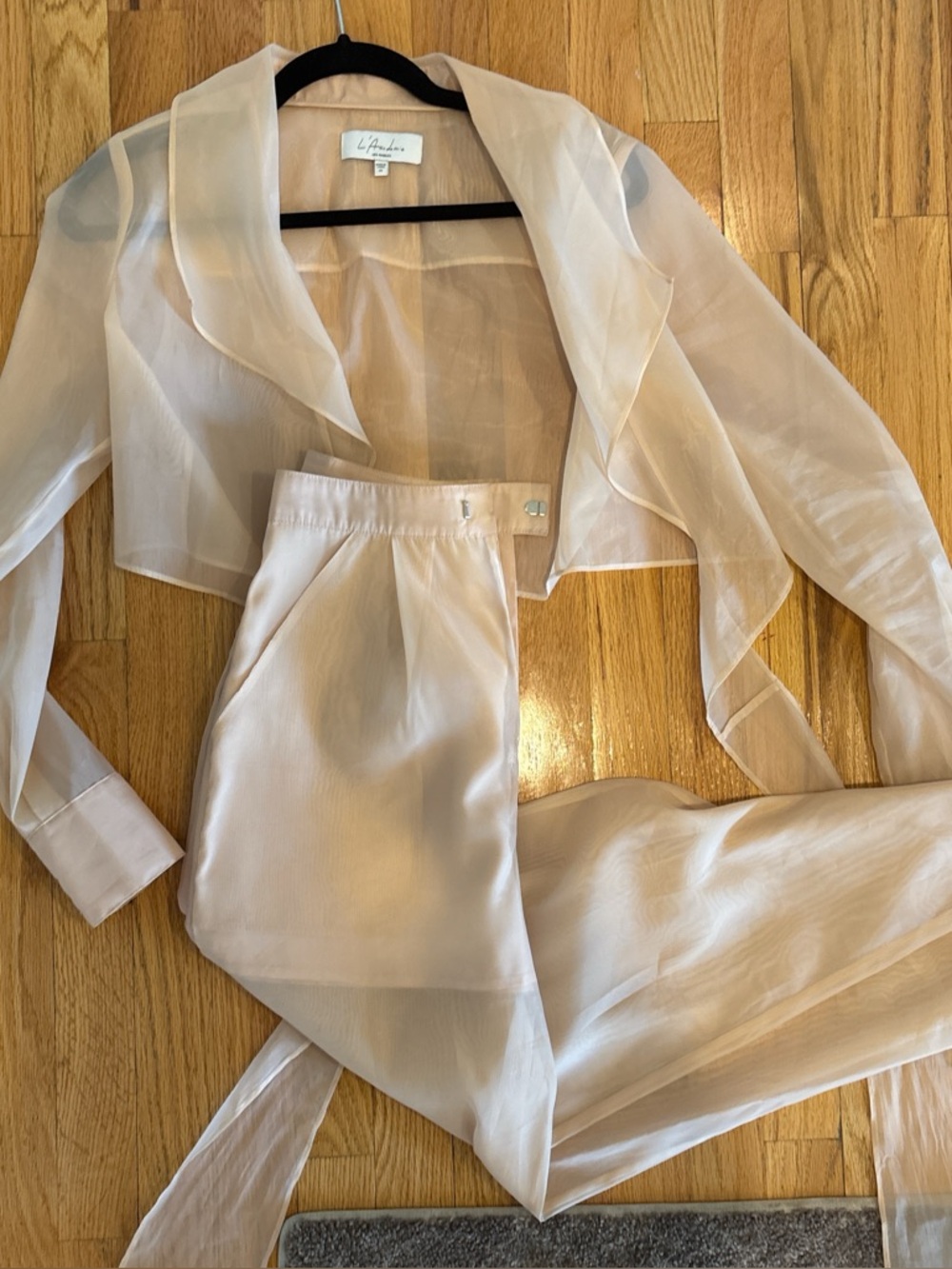 L'academie Damiana sheer set